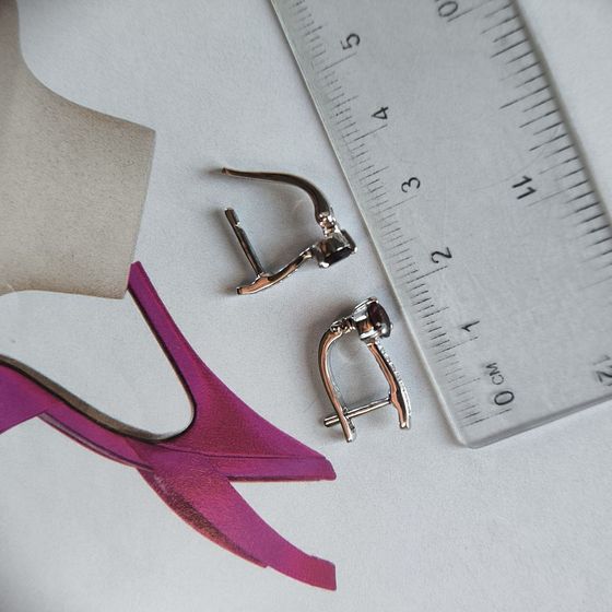 Серебряные серьги с гранатом 1.411ct