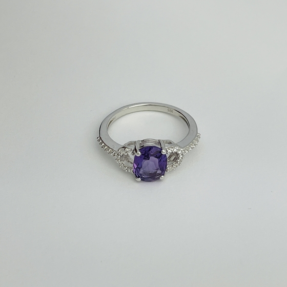Серебряное кольцо с аметистом 1.7ct