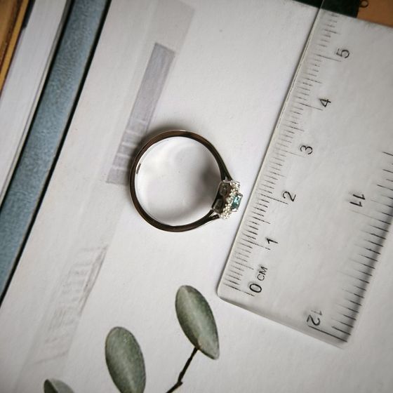 Серебряное кольцо с топазом Лондон Блю 0.333ct