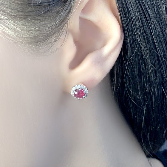 Серебряные серьги с рубином