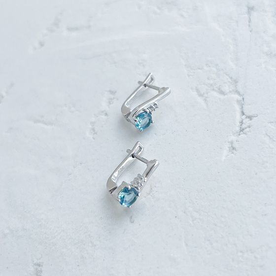 Серебряные серьги с топазом Лондон Блю 0.744ct
