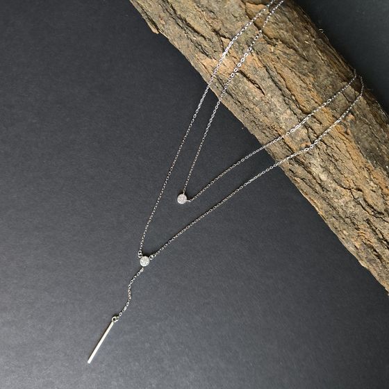 Серебряное колье с фианитами