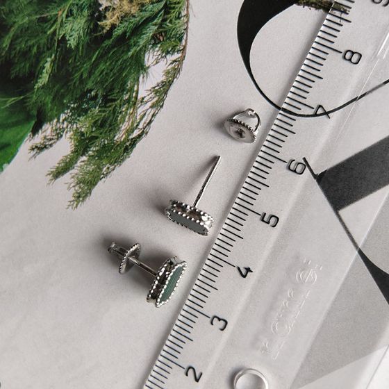 Серебряные серьги с малахитом