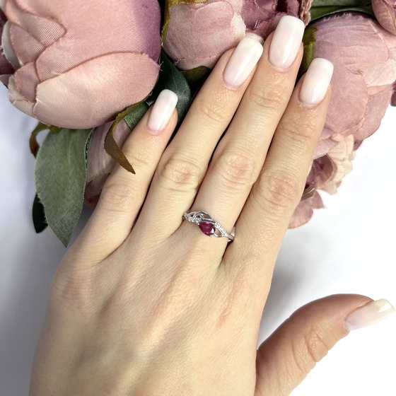 Серебряное кольцо с рубином 0.488ct