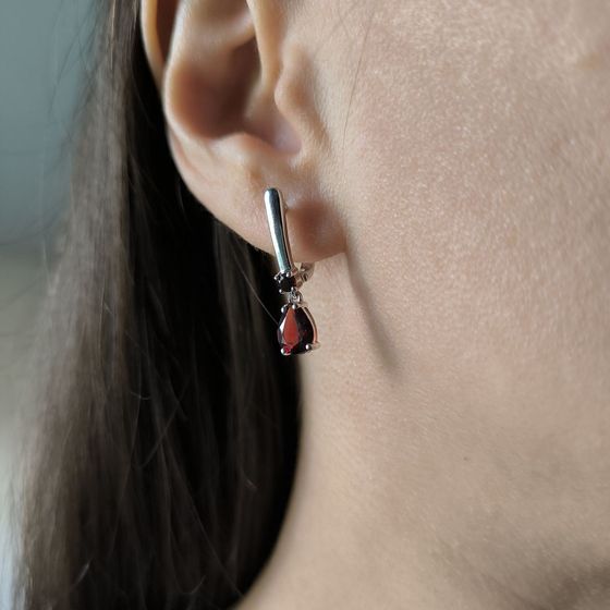 Серебряные серьги с гранатом 2.7ct