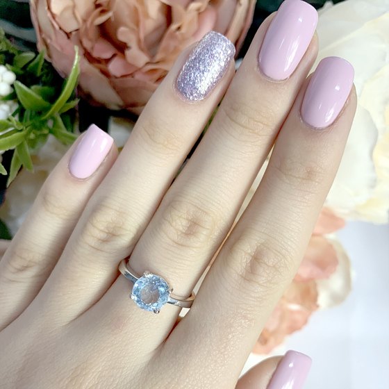 Серебряное кольцо с топазом