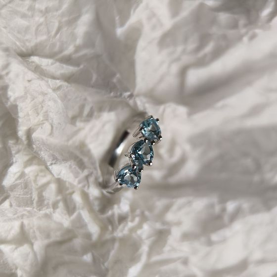 Серебряное кольцо с топазом 1.6ct