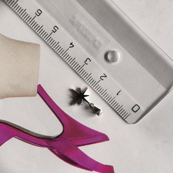 Серебряная подвеска без камней