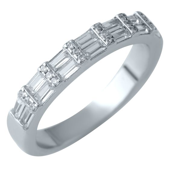 Серебряное кольцо с фианитами