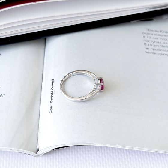 Серебряное кольцо с рубином 1.01ct