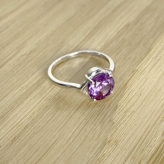 Серебряное кольцо с александритом 2.25ct