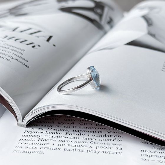 Серебряное кольцо с топазом 4.875ct