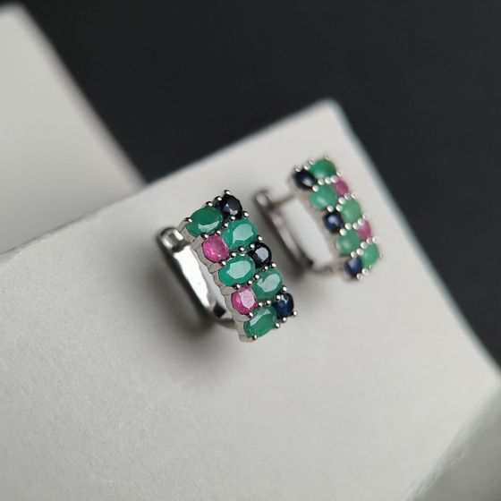 Серебряные серьги с сапфиром 4.05ct, изумрудом, рубином