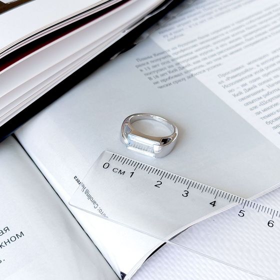 Серебряное кольцо с топазом 2.875ct