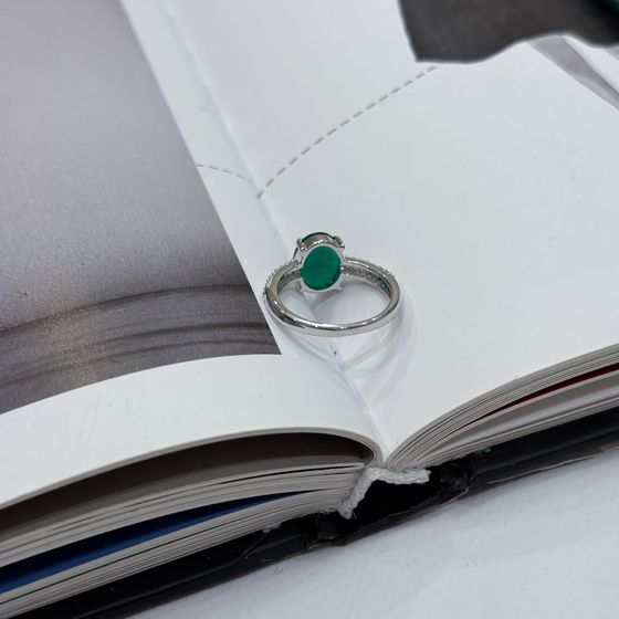 Серебряное кольцо с агатом