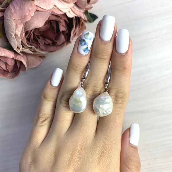 Серебряные серьги с жемчугом барочным