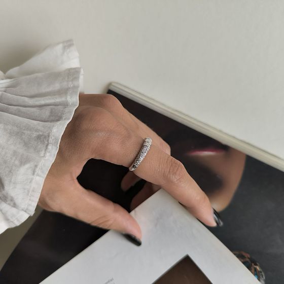 Серебряное кольцо с фианитами