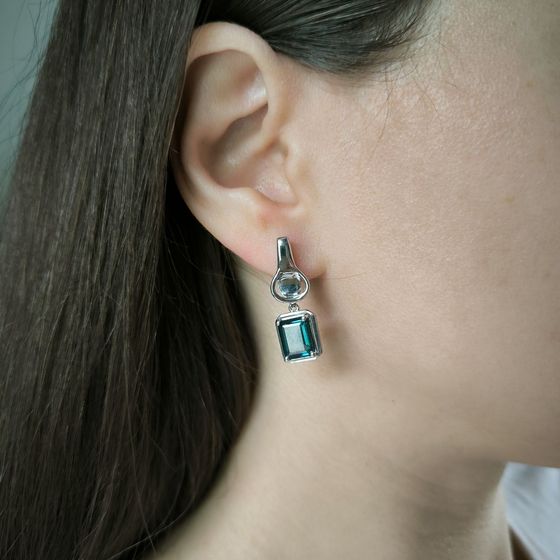 Серебряные серьги с топазом Лондон Блю 3.792ct