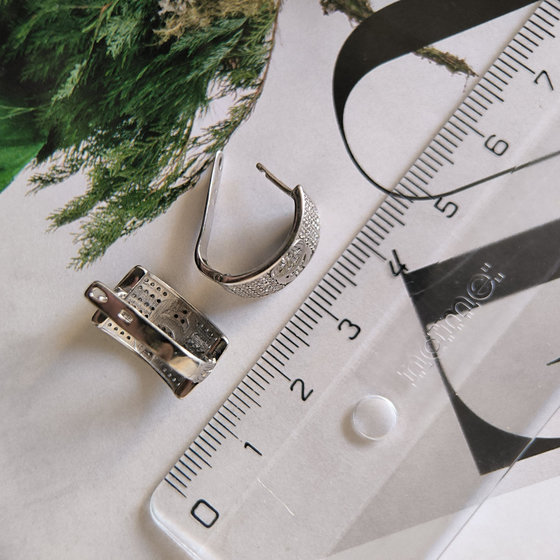 Серебряные серьги с фианитами