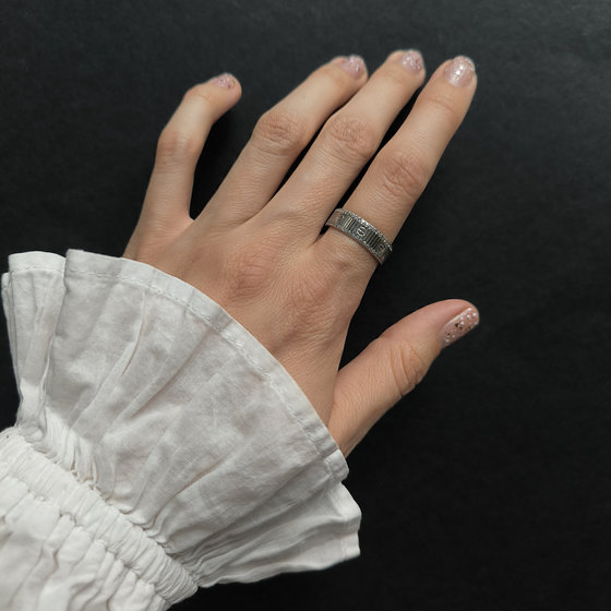 Серебряное кольцо с фианитами