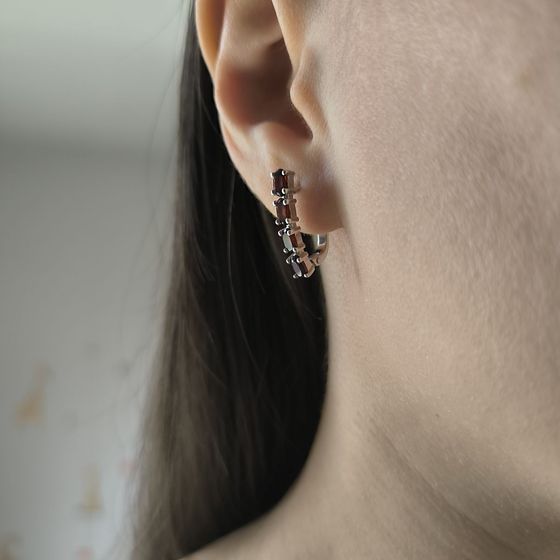 Серебряные серьги с гранатом 2.472ct