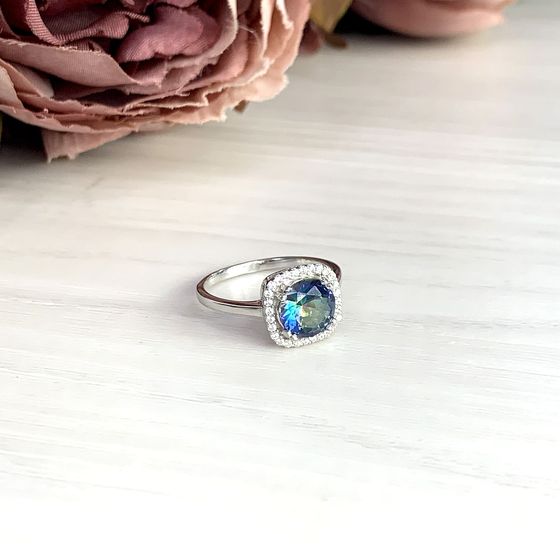 Серебряное кольцо с мистик топазом 1.737ct