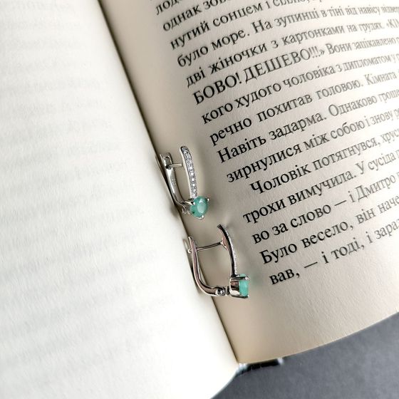 Серебряные серьги с изумрудом 1.192ct, фианитами