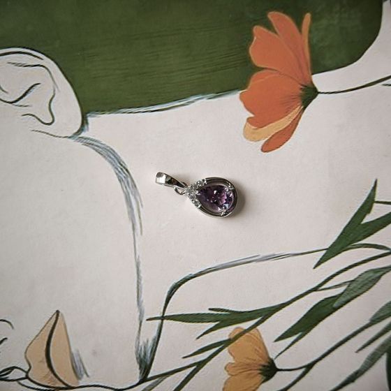 Серебряная подвеска с аметистом 0.688ct