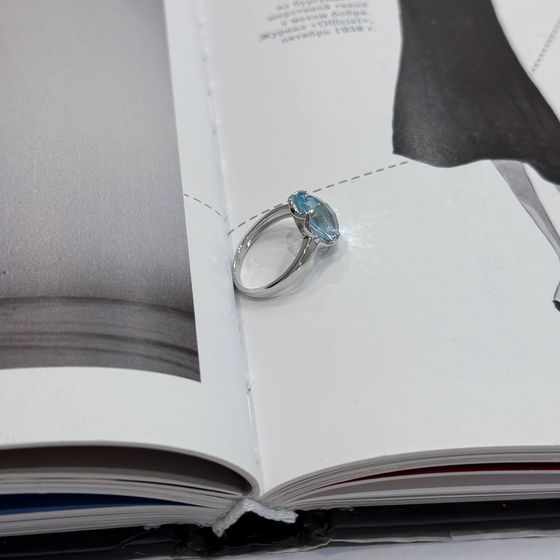 Серебряное кольцо с топазом 4.95ct