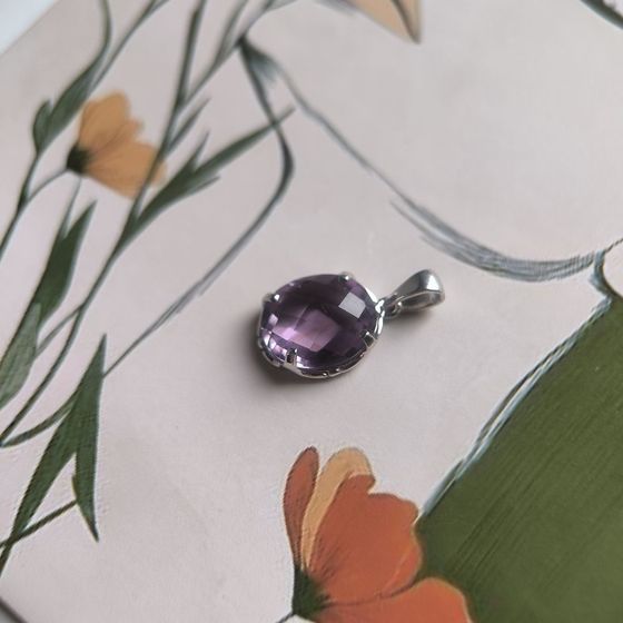 Серебряная подвеска с аметистом 3.9ct