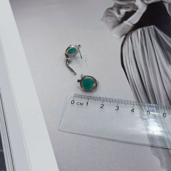 Серебряные серьги с изумрудом 3.075ct