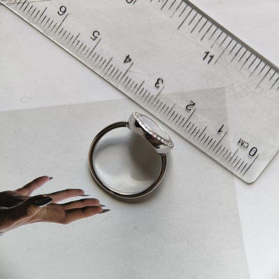 Серебряное кольцо с перламутром