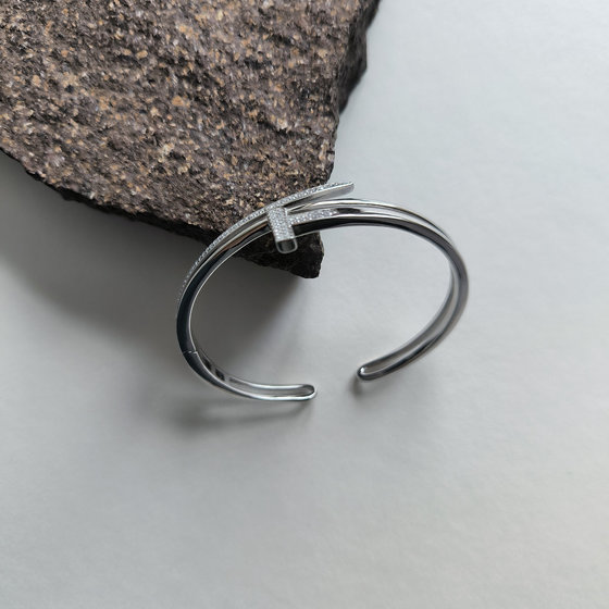 Серебряный браслет с фианитами