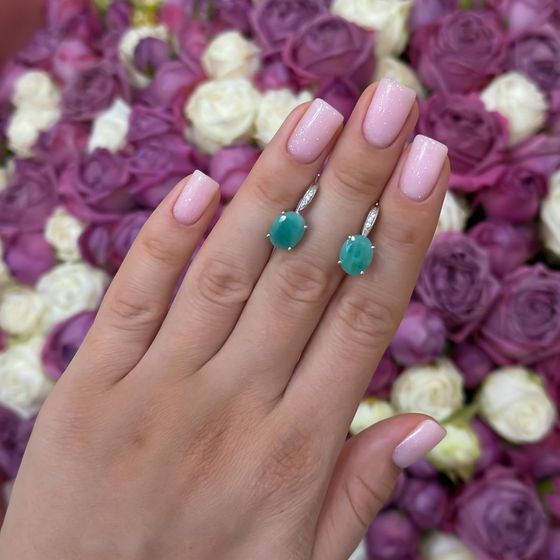 Серебряные серьги с изумрудом, фианитами